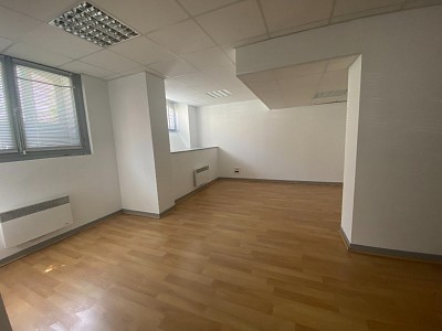 BUREAU - LILLE GARES - 65.32 m2 - RÉALISÉ