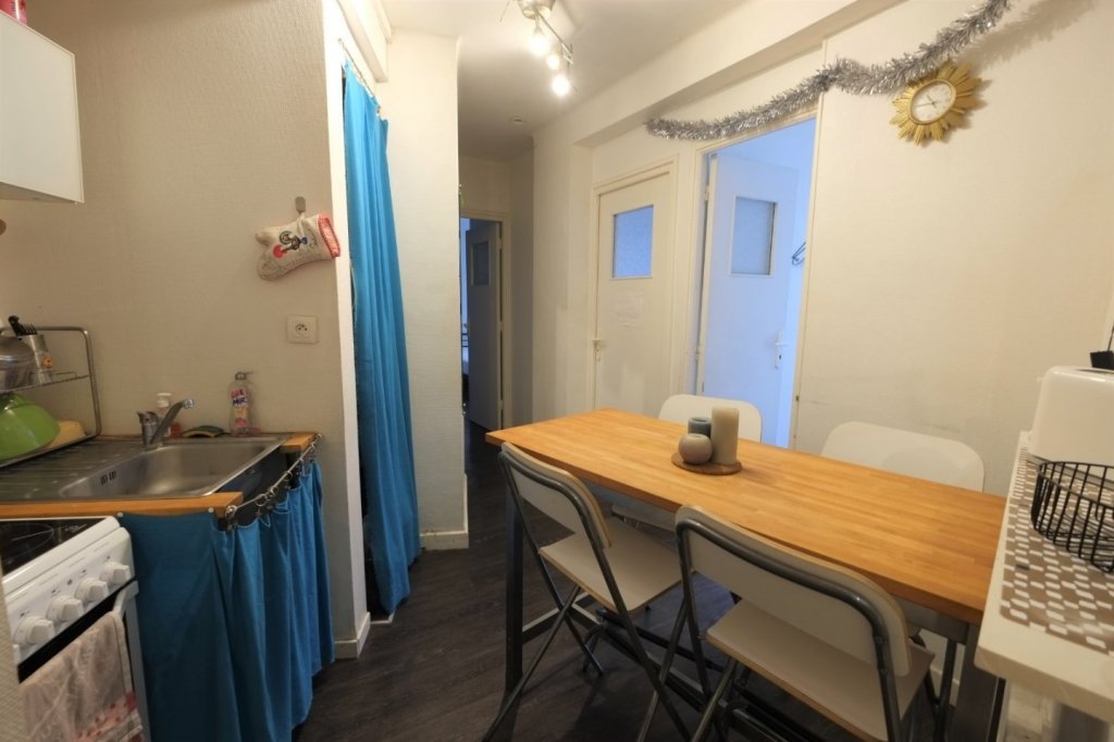 CHAMBRE - LILLE CENTRE - 15.33 m2 - LOUÉ