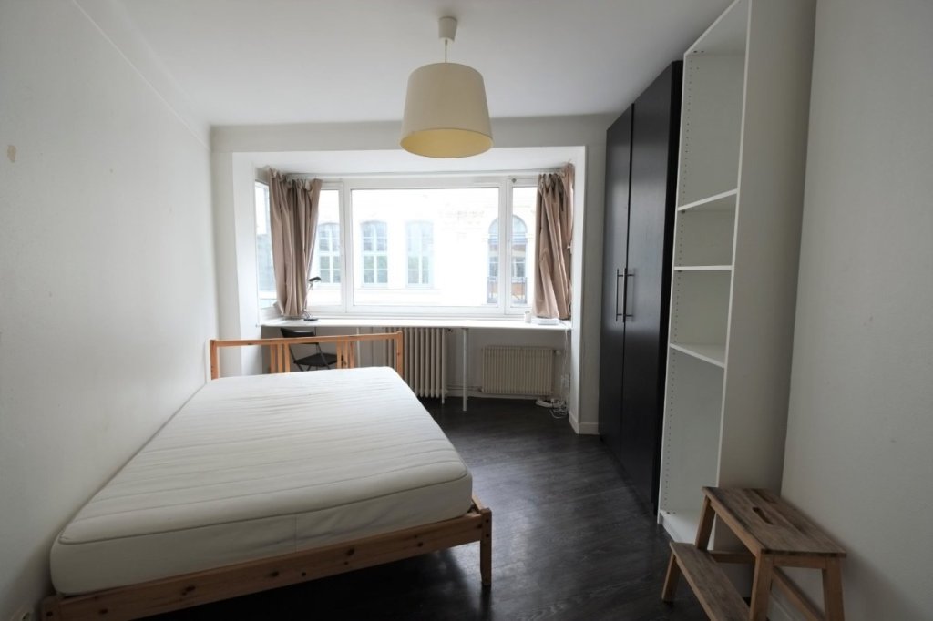 CHAMBRE - LILLE CENTRE - 15.33 m2 - LOUÉ