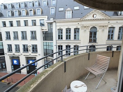 CHAMBRE - LILLE CENTRE - 15.33 m2 - LOUÉ