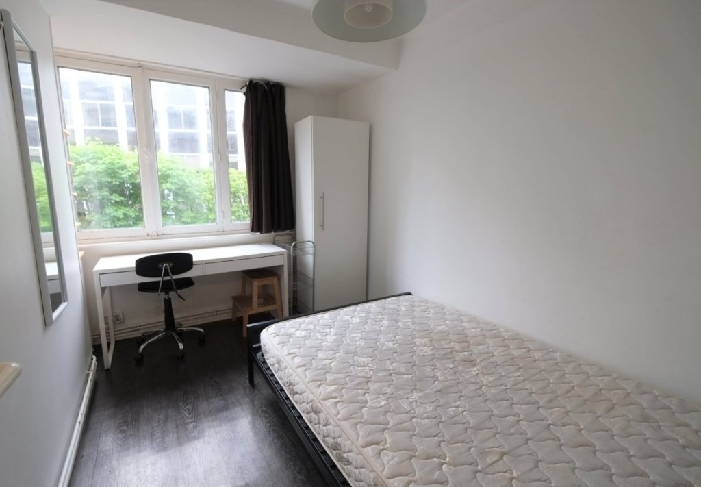 CHAMBRE - LILLE CENTRE - 15.33 m2 - LOUÉ