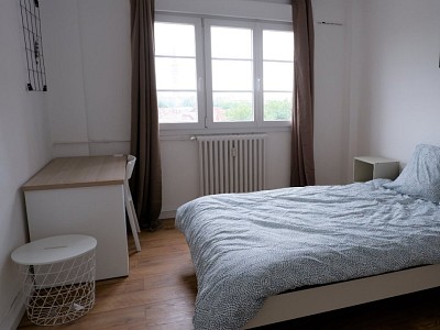 CHAMBRE A LOUER - LILLE GARES - 20.98 m2 - 460 € charges comprises par mois