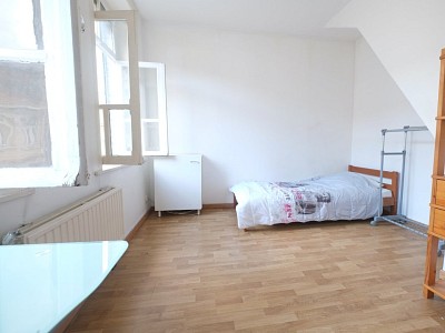 CHAMBRE - LILLE MOULINS - 18.8 m2 - LOUÉ