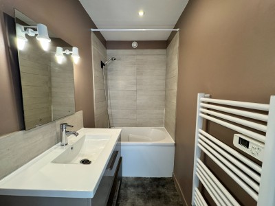 IMMEUBLE DE RAPPORT A VENDRE - HAUBOURDIN - 160 m2 - 347 000 &euro;