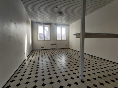 Deux studios 28 m et 23 m A VENDRE - LILLE JB LEBAS - 52 m2 - 238000 €