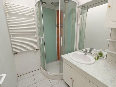 IMMEUBLE DE RAPPORT - LILLE MOULINS - 63 m2 - 165000€