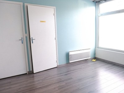 LOCAL COMMERCIAL A LOUER - VILLENEUVE D ASCQ AUTRES QUARTIERS - 19 m2 - Prix : nous consulter