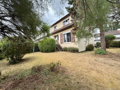 MAISON A LOUER - LAMBERSART CHATEAU VERGHELLES - 95 m2 - 1 520 € charges comprises par mois