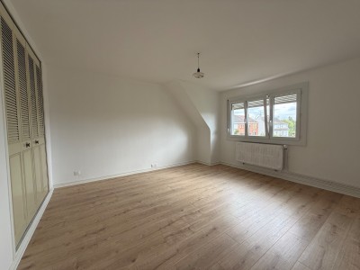 MAISON A LOUER - LAMBERSART CHATEAU VERGHELLES - 95 m2 - 1 520 € charges comprises par mois