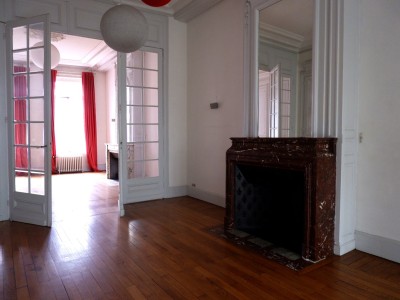 MAISON - LILLE VAUBAN - 310 m2 - LOUÉ