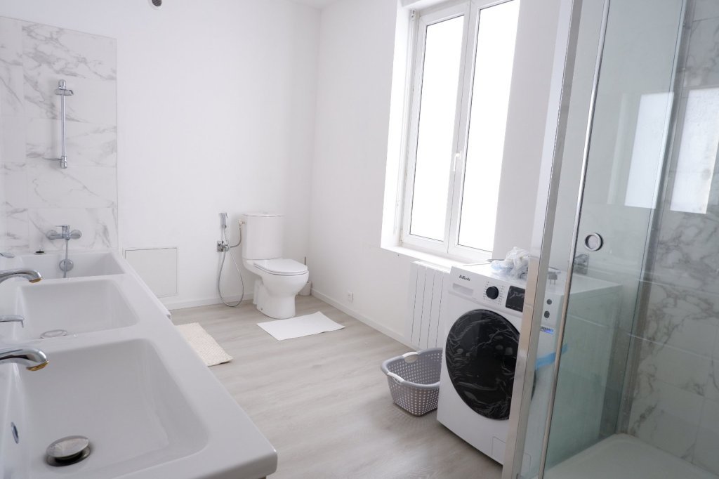 MAISON - ROUBAIX - 80 m2 - LOUÉ