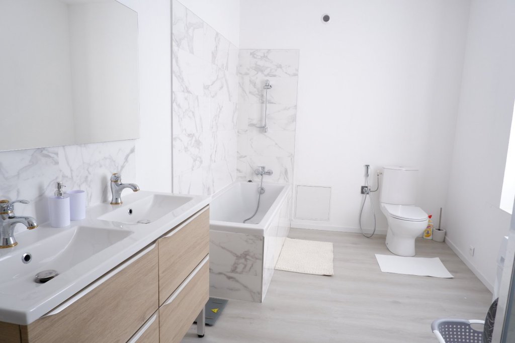 MAISON - ROUBAIX - 80 m2 - LOUÉ