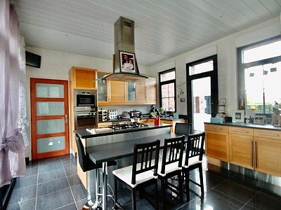 MAISON - HALLUIN Loisel proche Mont - 325 m2 - 678000€