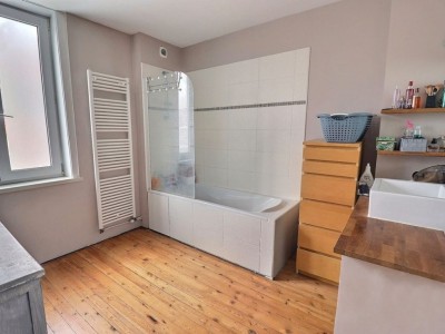 MAISON - HOUPLINES - 71 m2 - 152500€