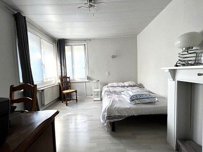 MAISON - LAMBERSART - 145 m2 - 680000€
