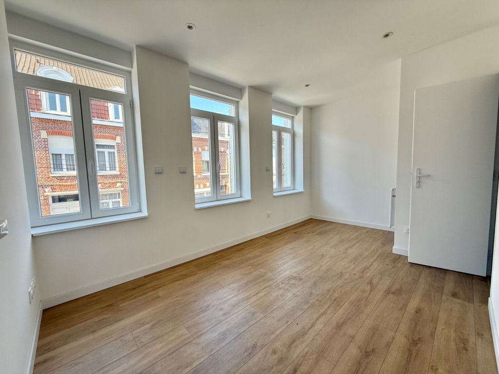 MAISON - LAMBERSART - 99 m2 - VENDU