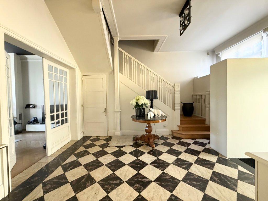 MAISON - LAMBERSART - 226 m2 - VENDU