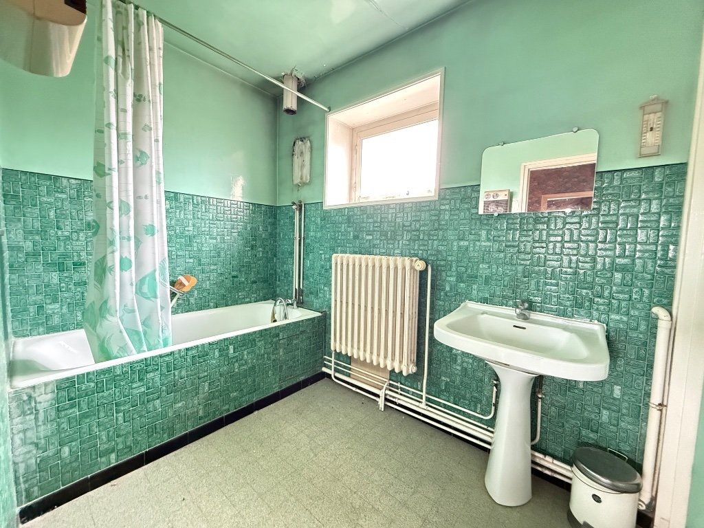 MAISON - LAMBERSART - 85 m2 - VENDU