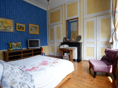 MAISON - LILLE CORMONTAIGNE - 232 m2 - 678000€