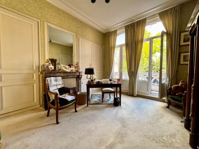 MAISON A VENDRE - LILLE CORMONTAIGNE - 242 m2 - 860000€