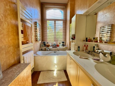 MAISON A VENDRE - LILLE CORMONTAIGNE - 242 m2 - 860000€