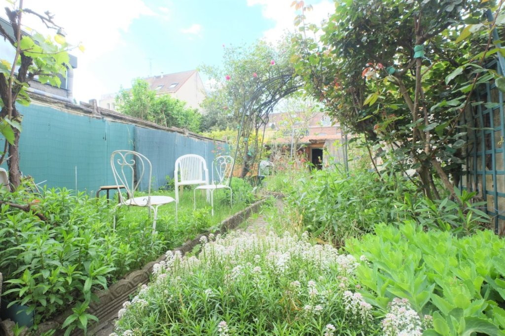 MAISON - LILLE CORMONTAIGNE - 101 m2 - 418 000 €