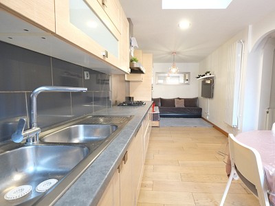 MAISON - LILLE HELLEMMES - 109 m2 - 233000€