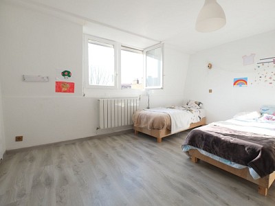 MAISON - LILLE HELLEMMES - 109 m2 - 233000€