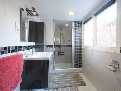 MAISON - LILLE HELLEMMES - 109 m2 - 233000€