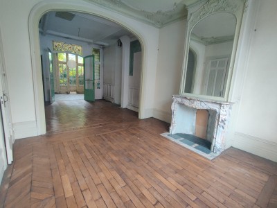 MAISON A VENDRE - LILLE WAZEMMES - 230 m2 - 606000 €