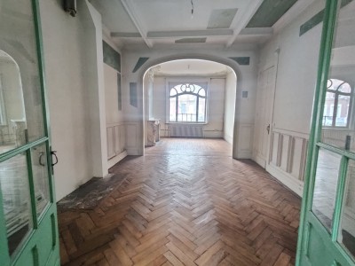 MAISON A VENDRE - LILLE WAZEMMES - 230 m2 - 606000 €