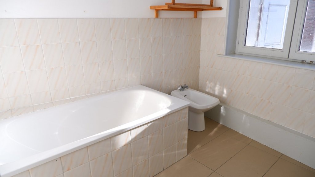 MAISON - MARCHIENNES - 150 m2 - 180 000 €