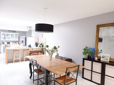MAISON - VILLENEUVE D ASCQ ANNAPES - 133 m2 - 342000€