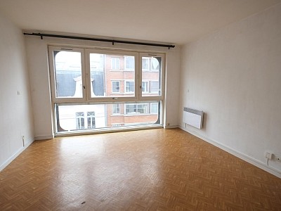 STUDIO - LILLE REPUBLIQUE - 27.14 m2 - LOUÉ