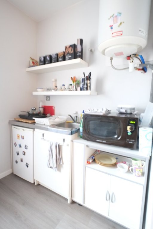 STUDIO - LILLE ST MICHEL - 15.47 m2 - LOUÉ