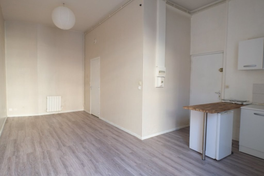 STUDIO - LILLE VAUBAN - 26.42 m2 - LOU&Eacute;