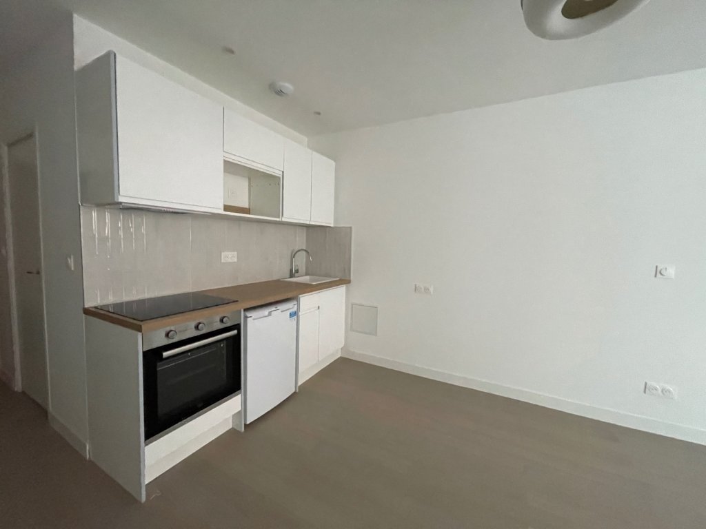 STUDIO - LILLE GAMBETTA - 26 m2 - 126�000�&euro;