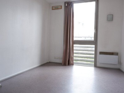 STUDIO - LILLE WAZEMMES - 24 m2 - 117000€
