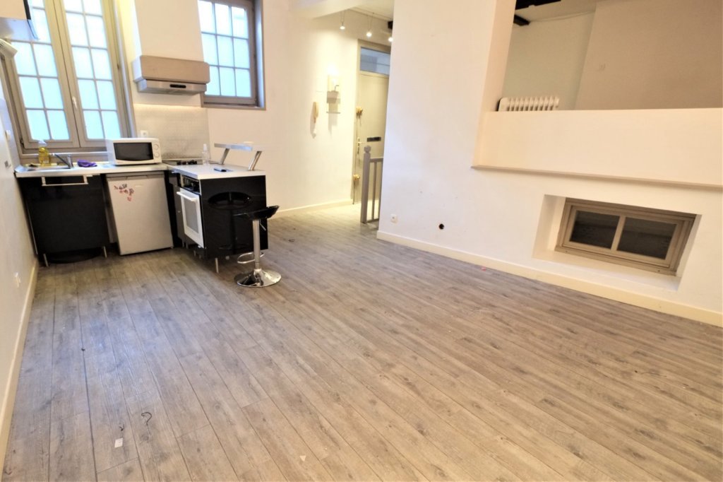 APPARTEMENT T1 - LILLE CENTRE - 43.12 m2 - LOUÉ