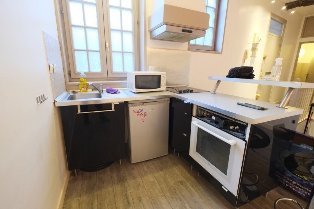APPARTEMENT T1 - LILLE CENTRE - 43.12 m2 - LOUÉ