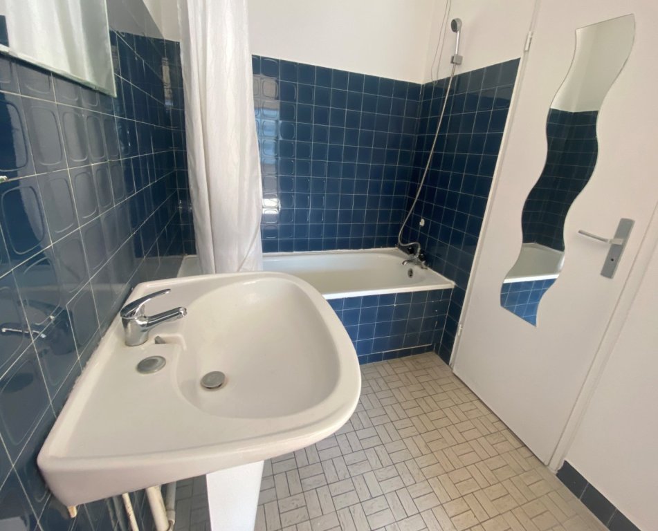 APPARTEMENT T1 - LILLE CORMONTAIGNE - 31.72 m2 - LOUÉ
