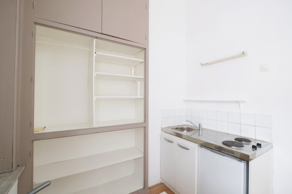 APPARTEMENT T1 - LILLE VAUBAN - 13.22 m2 - LOUÉ