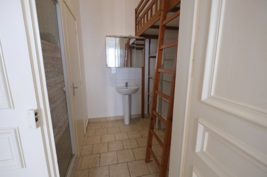 APPARTEMENT T1 - LILLE VAUBAN - 20 m2 - LOUÉ