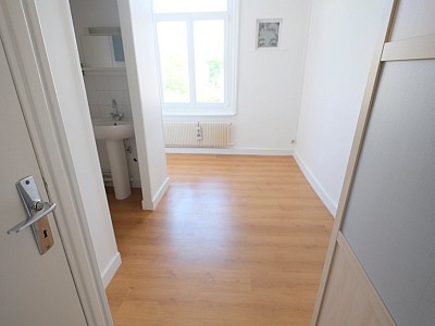 APPARTEMENT T1 - LILLE VAUBAN - 30 m2 - LOUÉ