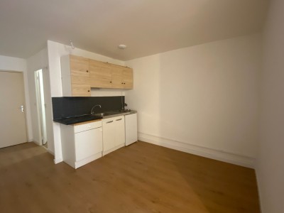 APPARTEMENT T1 - LILLE WAZEMMES - 25.6 m2 - LOUÉ