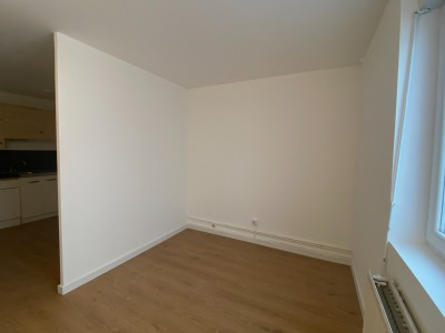 APPARTEMENT T1 - LILLE WAZEMMES - 25.6 m2 - LOUÉ