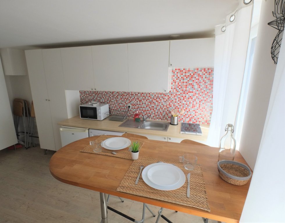 APPARTEMENT T1 - LILLE WAZEMMES - 30.23 m2 - LOUÉ