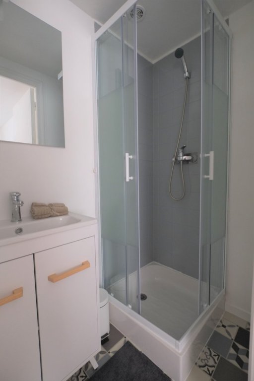 APPARTEMENT T1 - LILLE WAZEMMES - 30.23 m2 - LOUÉ