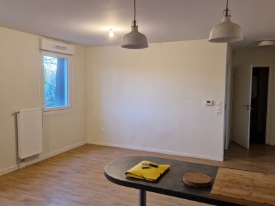 APPARTEMENT T2 - LA MADELEINE - 48.97 m2 - LOUÉ