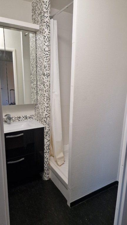 APPARTEMENT T2 - LA MADELEINE - 48.97 m2 - LOUÉ